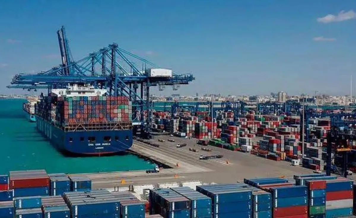 السعودية تعزز مكانتها كمركز بحري عالمي باستثمارات ضخمة