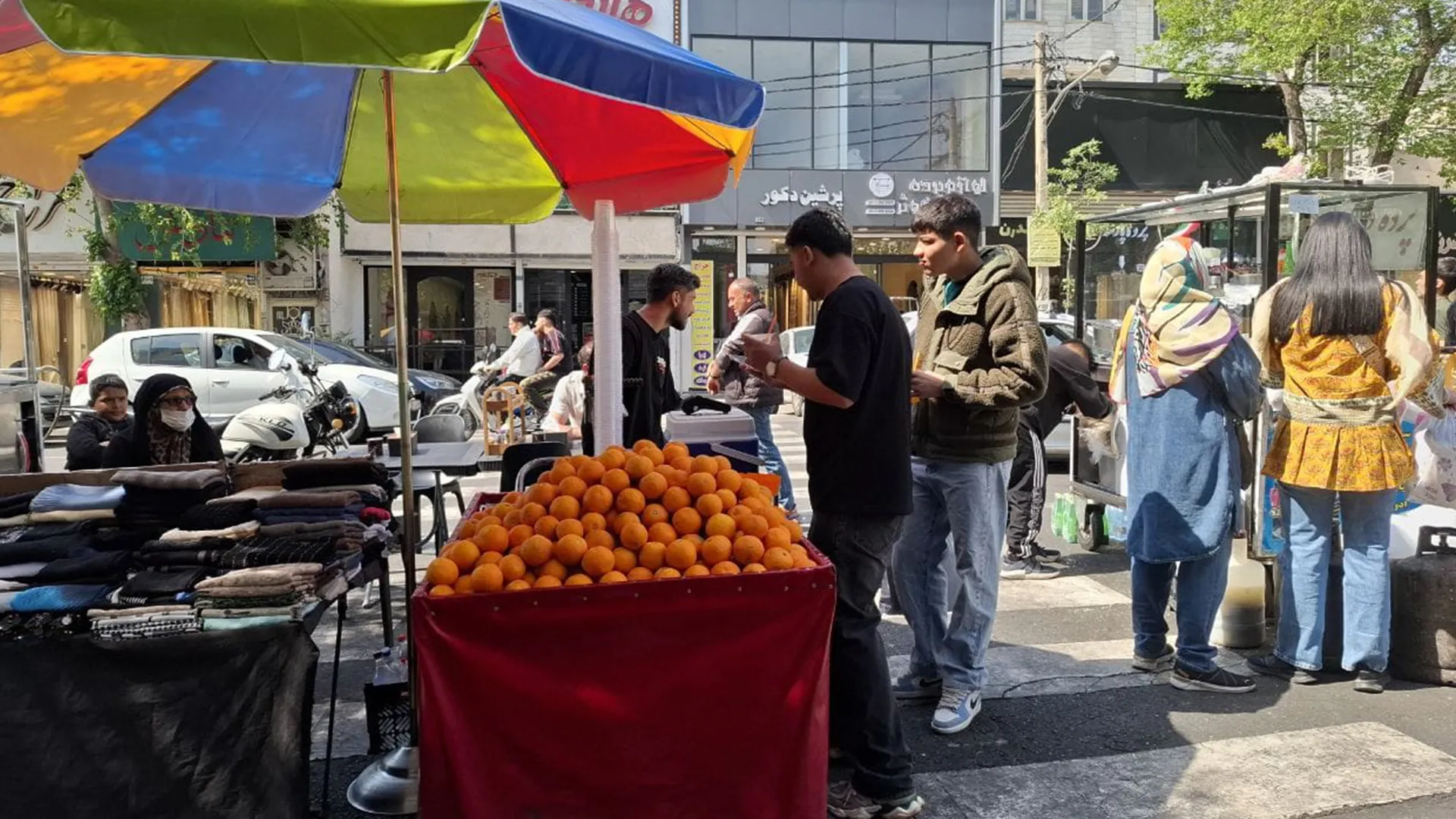 مفارقات الاسعار في طهران تحت وطأة الحرب