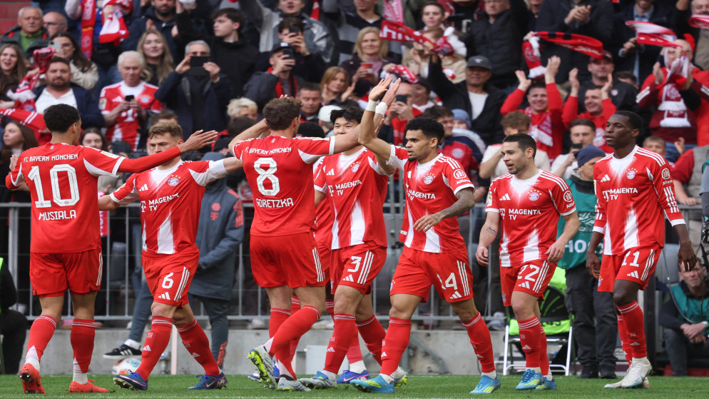 بايرن ميونيخ يتربع على عرش الدوري الالماني بانجاز تاريخي