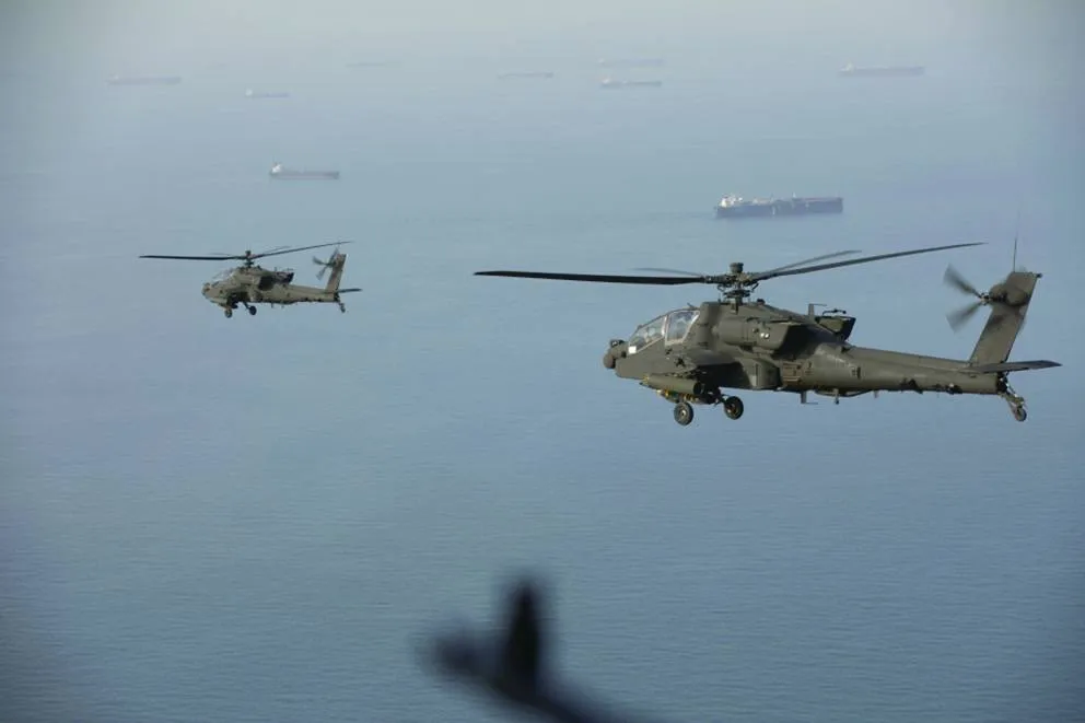 مفاوضات معلقة واغلاق هرمز يثير التوترات مجددا