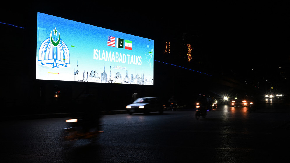 ايران توقف التفاوض بسبب الحصار البحري الامريكي