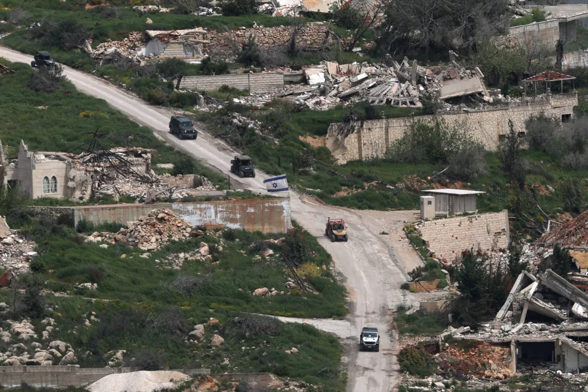 تصعيد جنوب لبنان.. اسرائيل تعلن تصفية خلية قرب الخط الاصفر