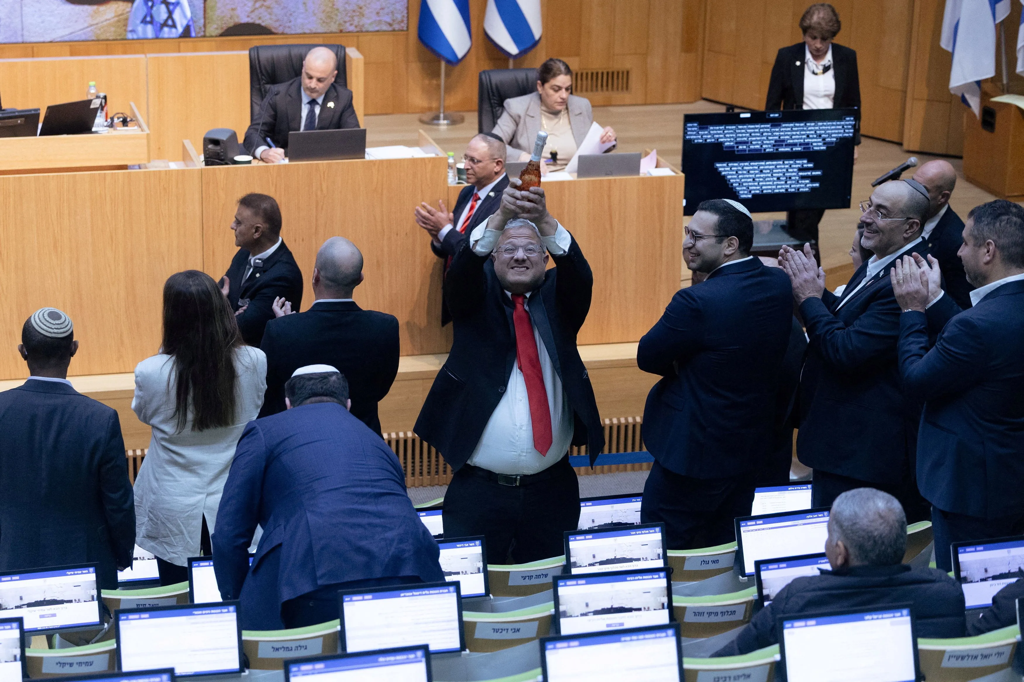 اندبندنت: قانون الاعدام الاسرائيلي عنصري ويهدد العدالة