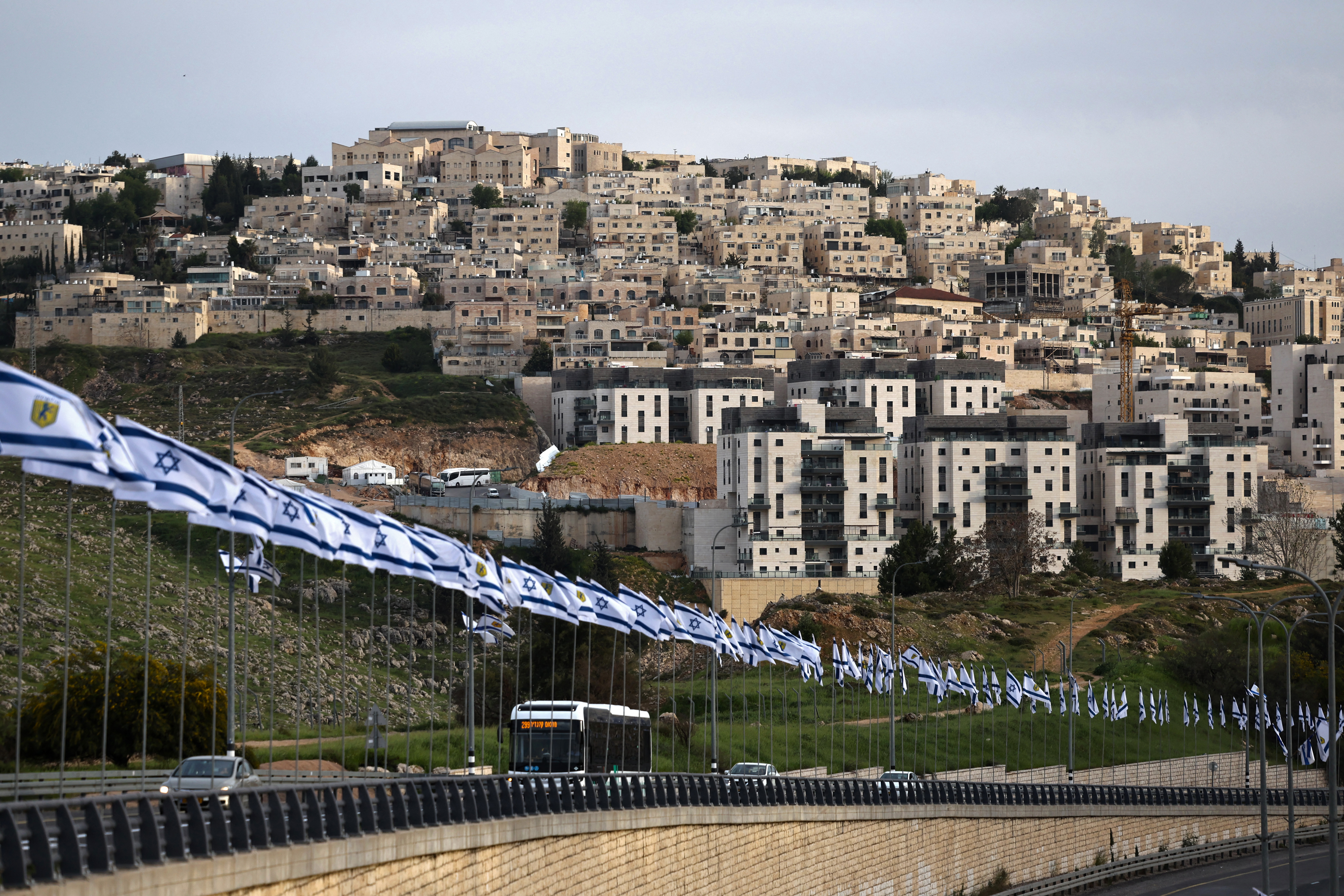 إسرائيل تعيد إحياء مستوطنة صانور وتحذيرات من التوسع