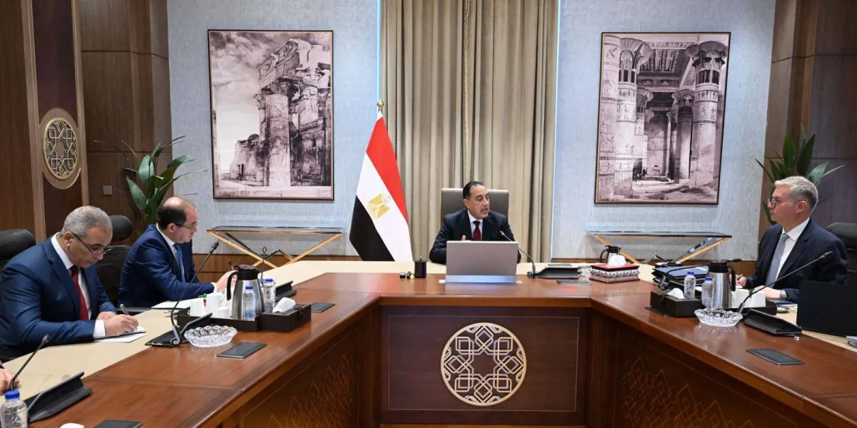 مصر تعزز احتياطياتها من الوقود وسط تقلبات السوق