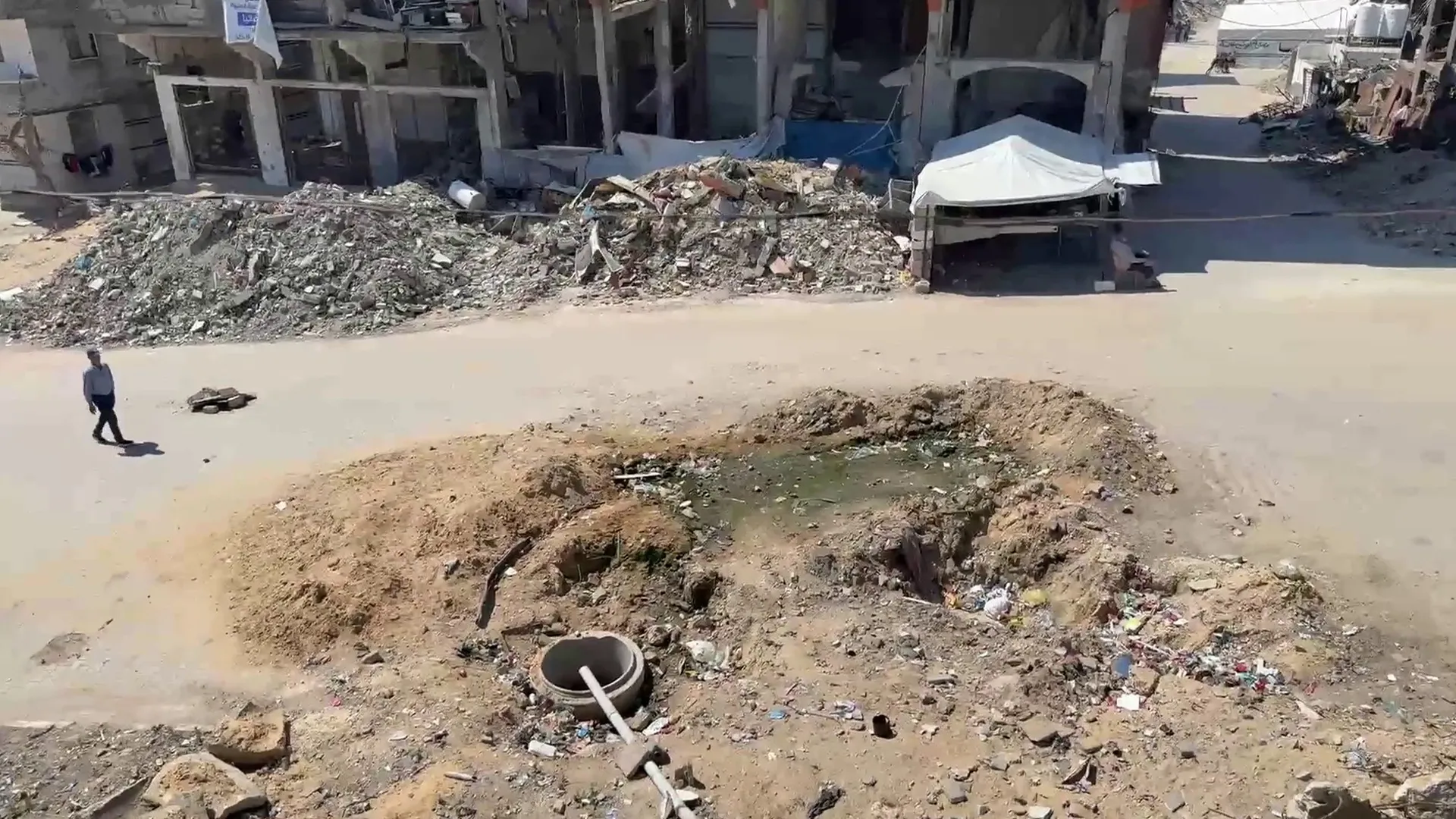 جباليا غزة: أمراض تفتك بالنازحين في ظل غياب الخدمات