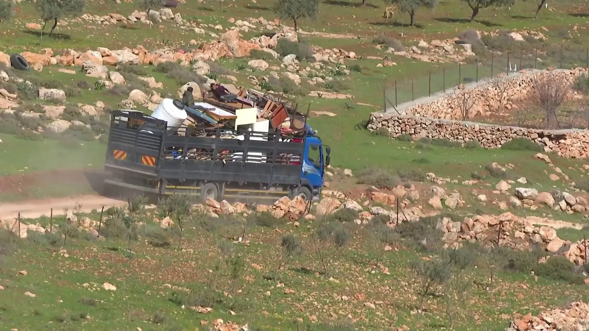 الأغوار الفلسطينية: نزوح متزايد وقلق على المستقبل