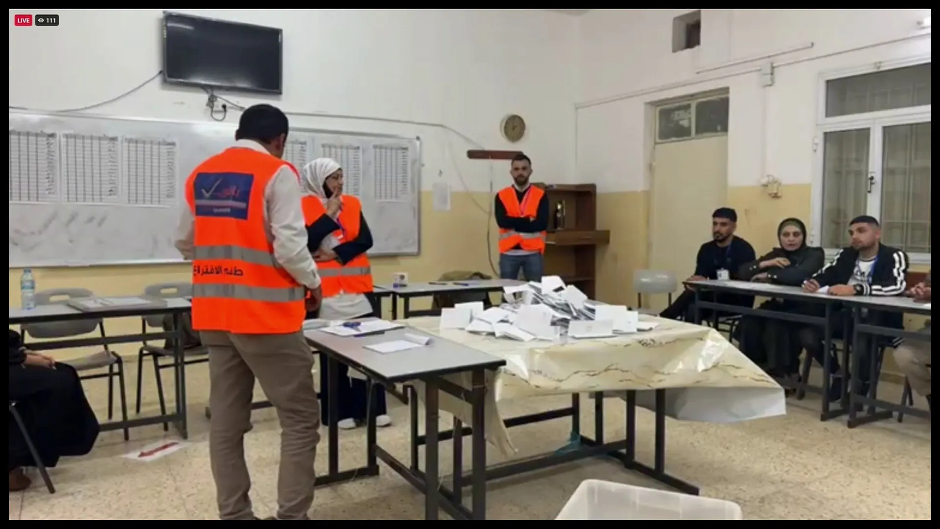 رسائل انتخابات مجالس غزة والضفة: تحديات ورؤى