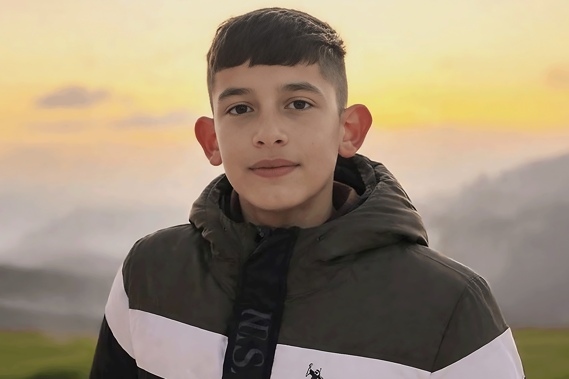 شهادة مؤلمة: طفل فلسطيني يكشف عن فظائع الاحتلال في سجونه