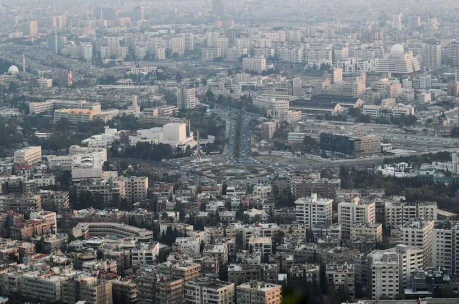 غموض يلف انفجار دمشق ومقتل امام السيدة زينب