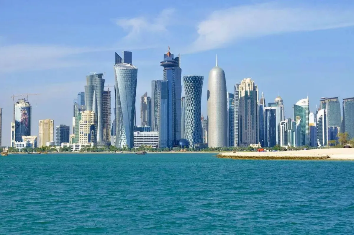 قطر في مواجهة تحديات اقتصادية رغم قوة الأصول المالية