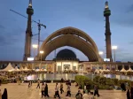طهران تحت وطأة الحرب: العمالة تواجه مصيرا مجهولا