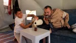 في غزة: طفل يواجه قسوة الحياة بإعالة أسرته