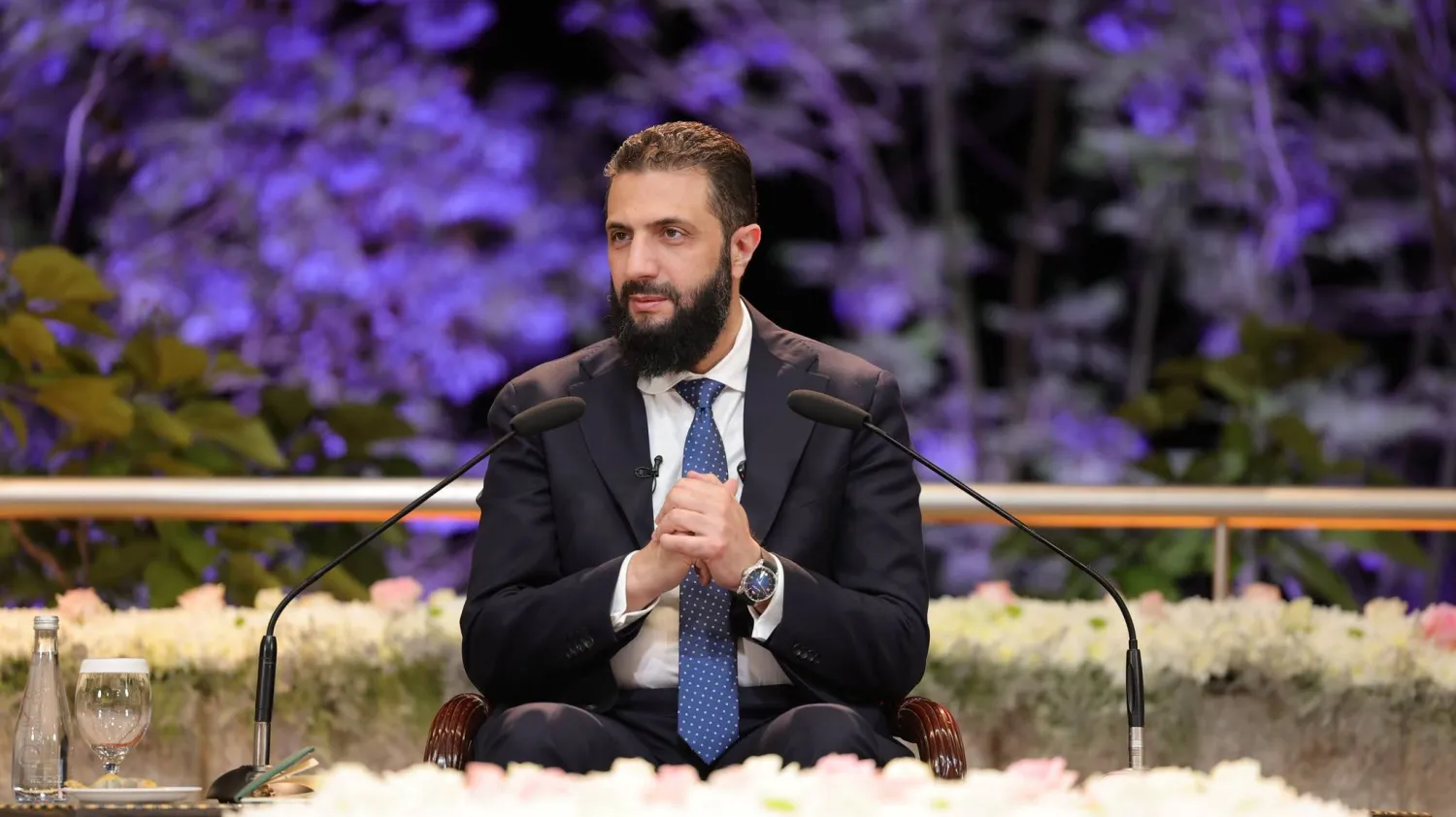 الشرع ينفي التدخل في لبنان ويؤكد تأجيل بحث ترسيم الحدود لصالح أولويات الاستقرار والتنمية