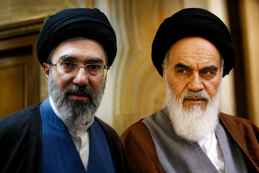 بين خميني وخامنئي.. هل تكرر طهران "شرب كأس السم" مرة أخرى؟