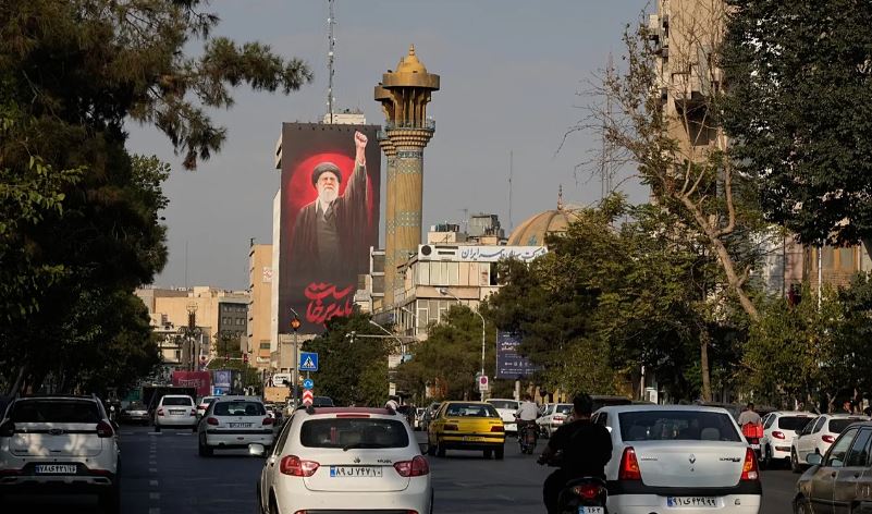 خلال سبعة أشهر.. كيف تبدّلت شروط طهران لإعادة فتح هرمز؟